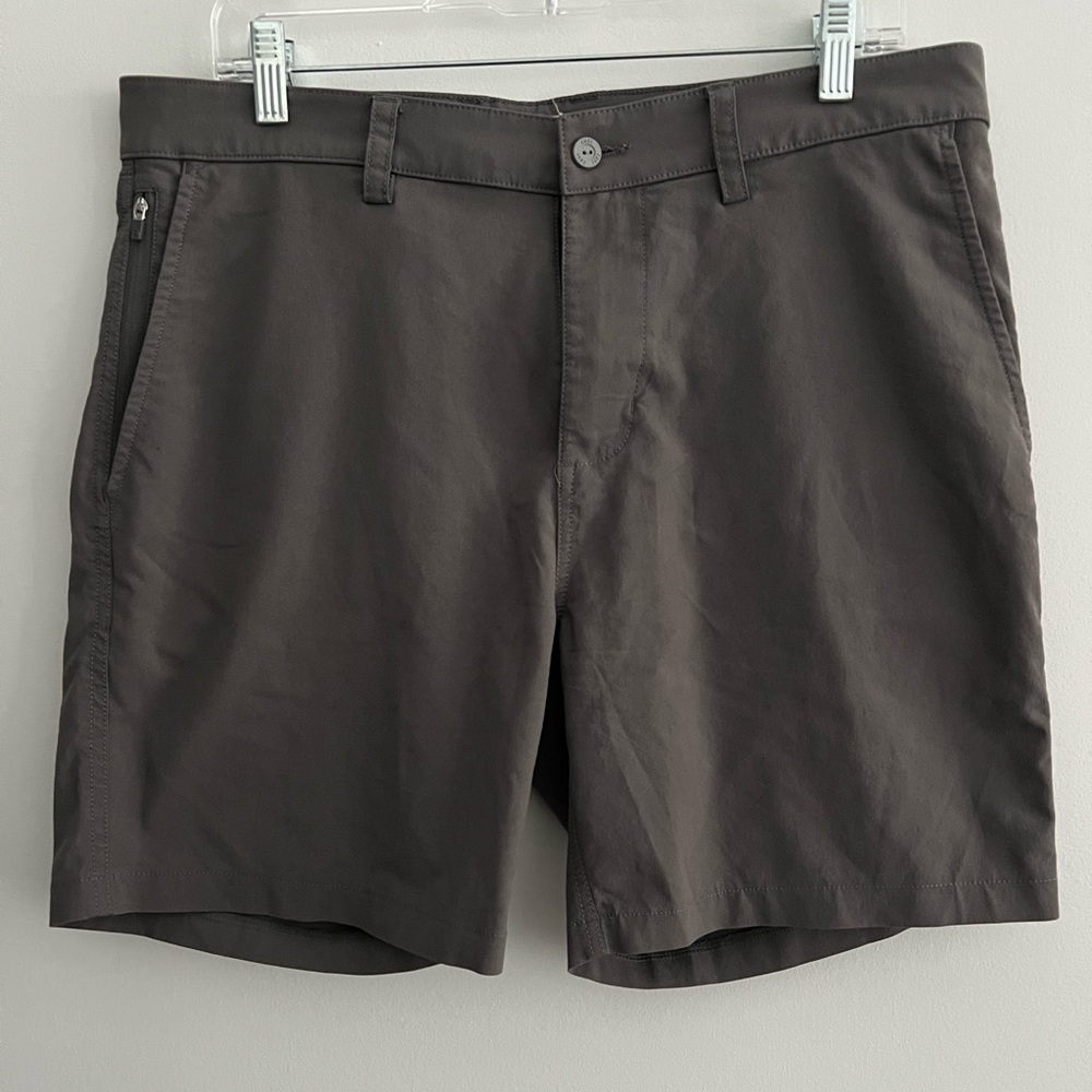 Tasc Motion 9” Short